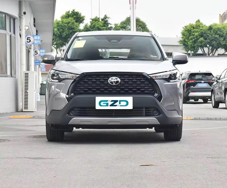 TOYOTA Cross 2024 0km