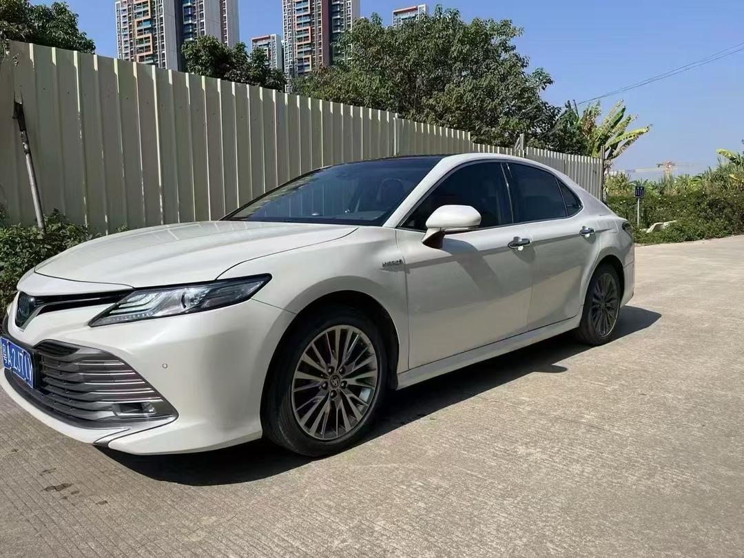 Toyota Camry 2019