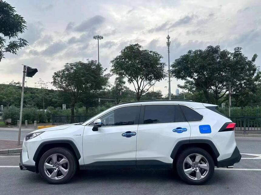 Toyota Rav4 hybrid 2022