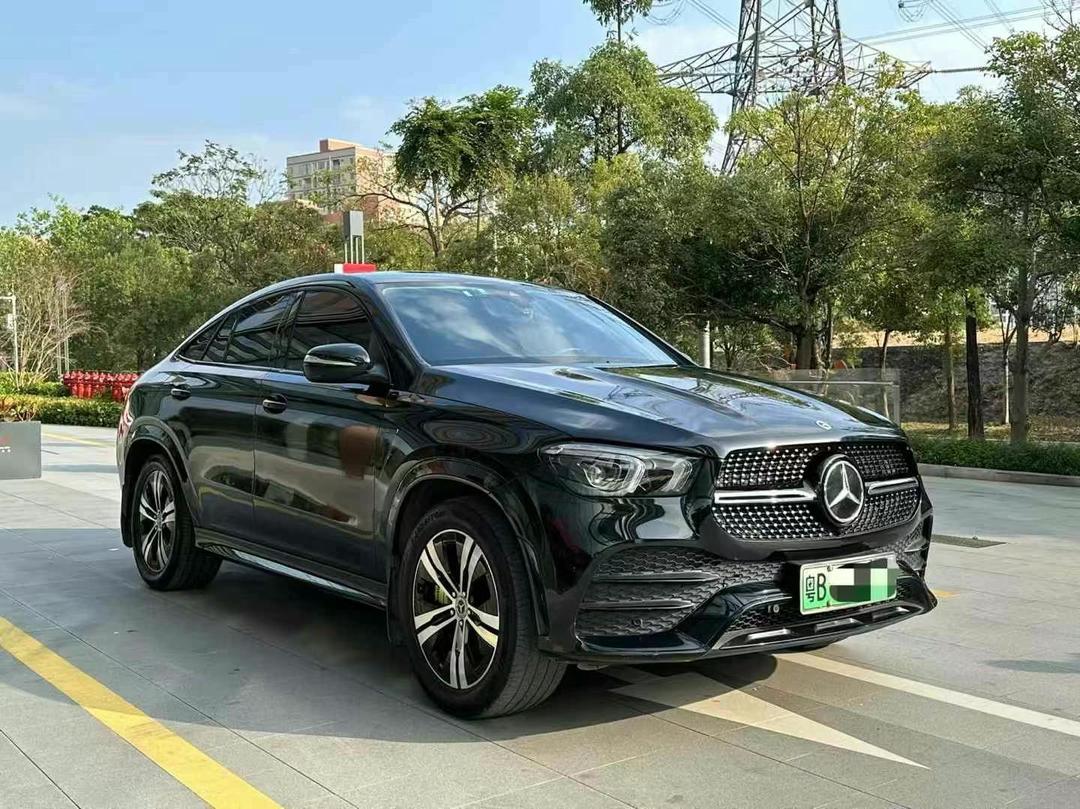 Mercedes Benz 2022
